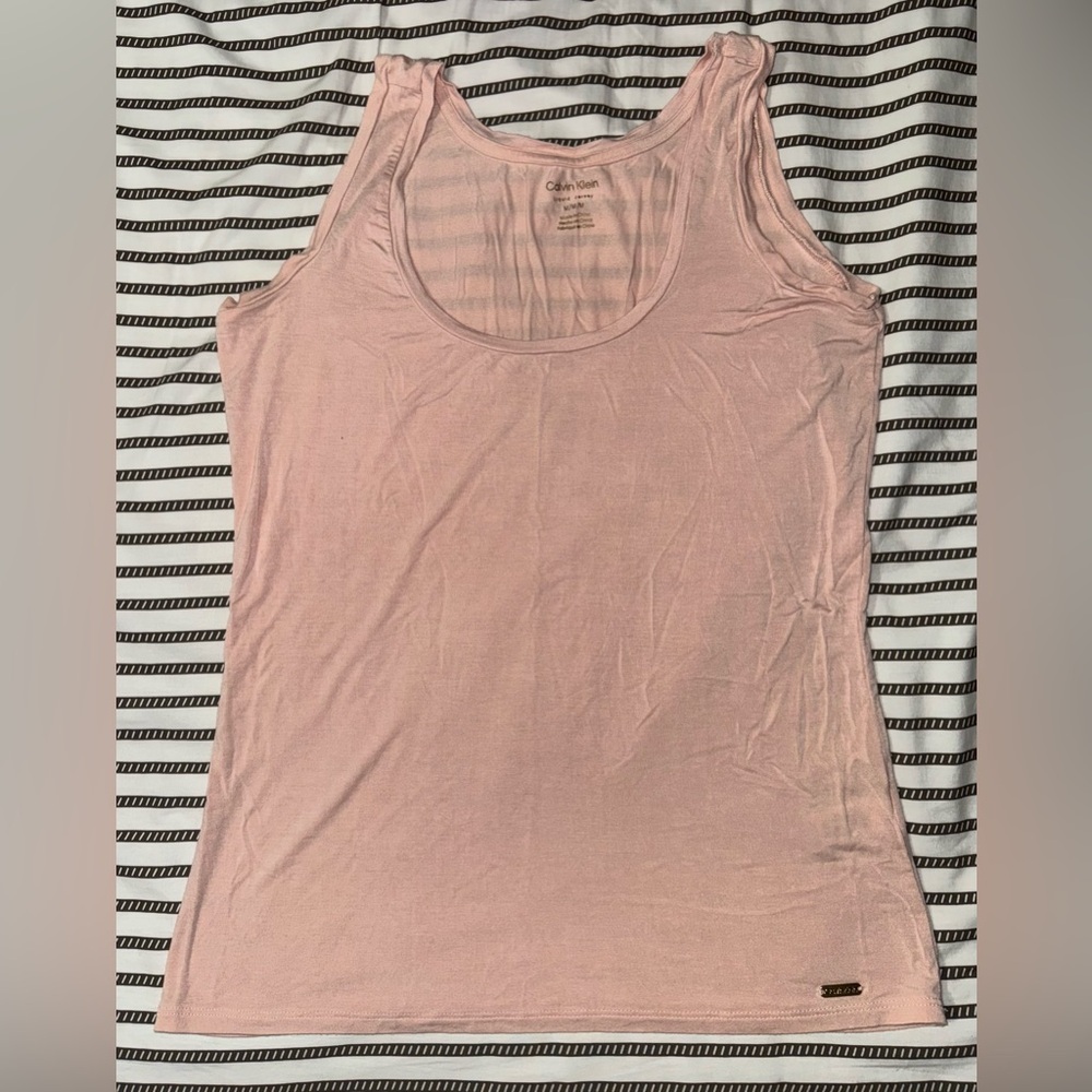 Calvin Klein Liquid Jersey Tank Top Womens Pink/Peach; Scoop Neck; Size M
